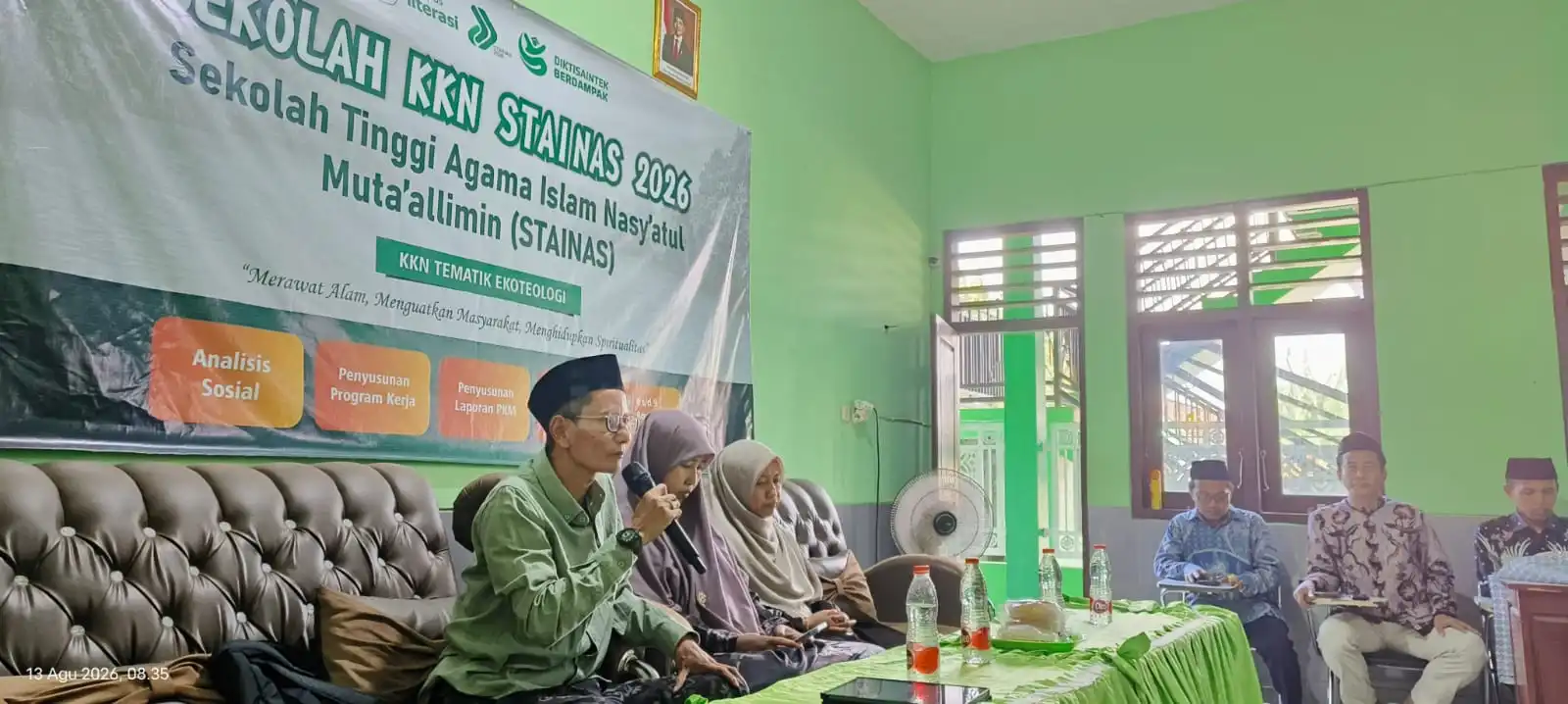 Beri Arahan kepada Peserta KKN STAINAS 2026, Ini Pesan Pengasuh Pondok Pesantren Nasy'atul Muta'allimin (Ilustrasi)